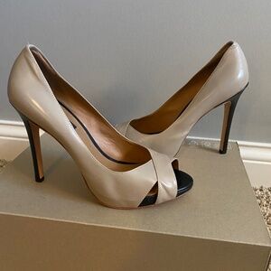 Ann Taylor Nude Pump Heels